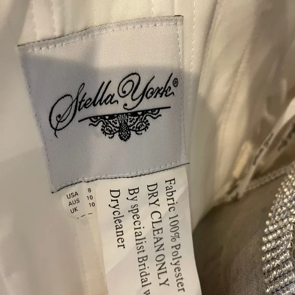 🌟💜🌟STELLA YORK Ivory Wedding Dress with Detachable Sleeves Altered to Sz 2 - Picture 12 of 14